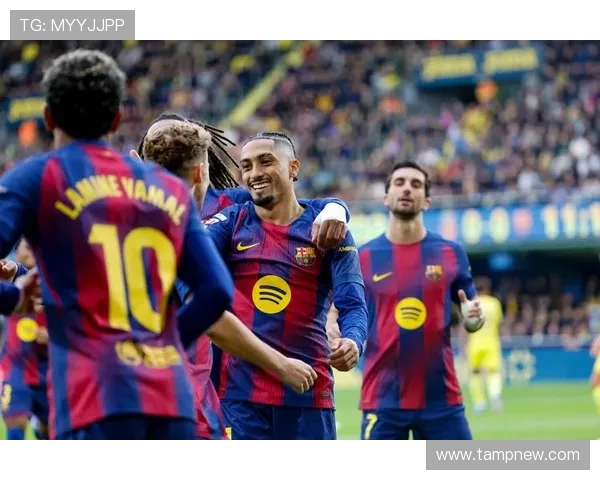 巴塞罗那与比利亚雷亚尔精彩对决回顾及赛后分析